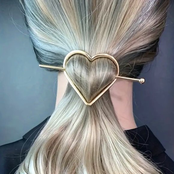 Other - HEART SHAPE HAIR CUFF in Gold